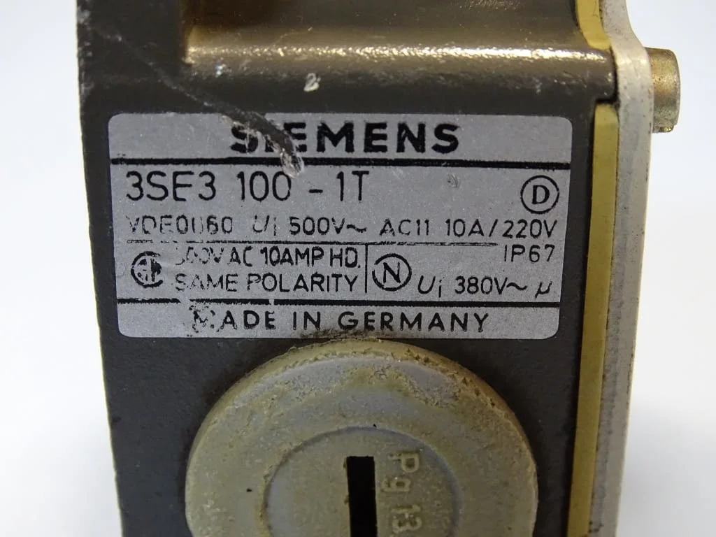 Изключвател позиционен Siemens 3SE3 100-1T Position Switch/Limit Switch 10A 220V — снимка 5