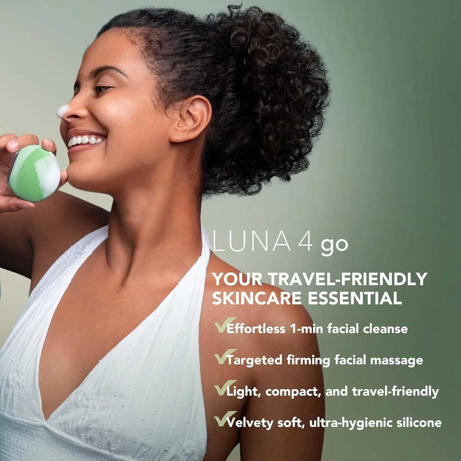 FOREO LUNA 4 go – смарт силиконова четка за лице с масаж + почистващ micro-foam 2.0 (100 ml) — снимка 3