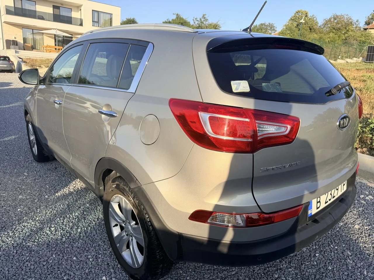 Kia Spotage 2.0 CRDI 4x4 автоматик 136 кс., 231000 км, панорама, 2011г., евро 5, обслужена, поддържа — снимка 8