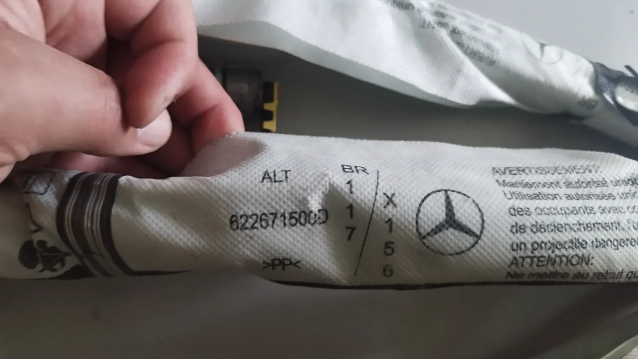 Mercedes GLA класа - оригинален еърбег тип „завеса“ (Curtain Airbag) — снимка 4