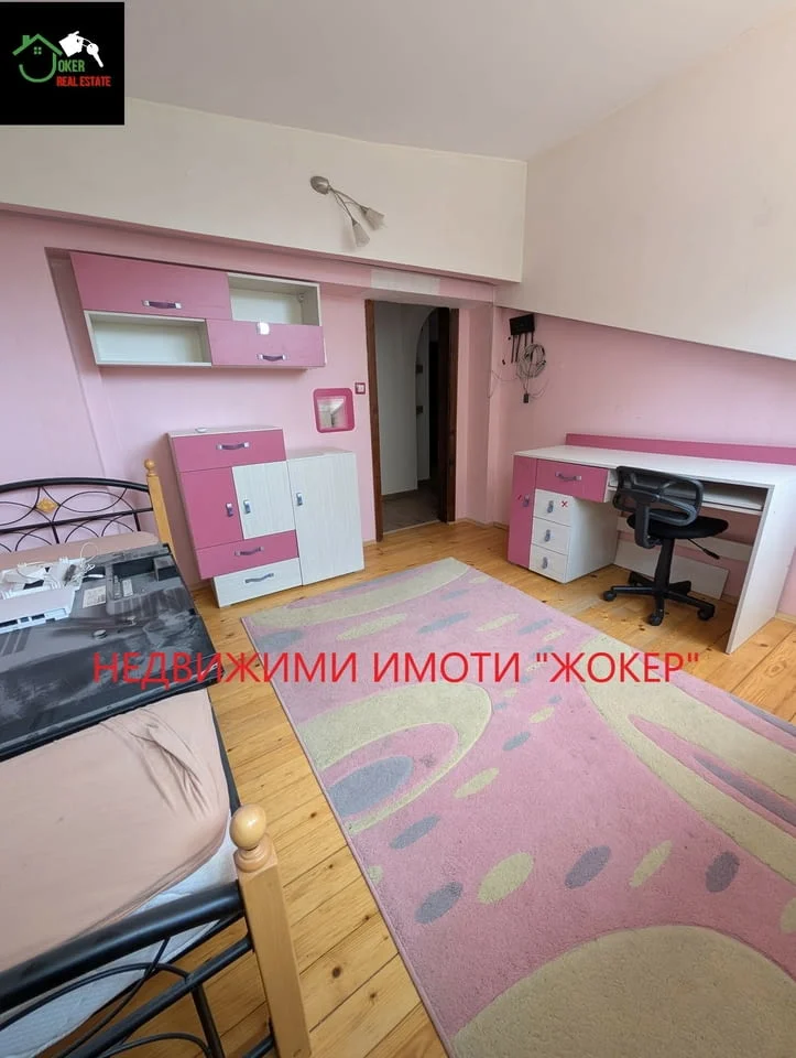 Четиристаен апартамент в гр. Велико Търново-център — снимка 4