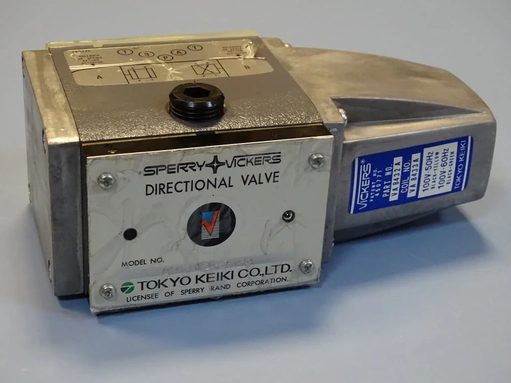Хидравличен разпределител Sperry Vickers DG4S4-012A-52-JA-LA directional valve 100V — снимка 5