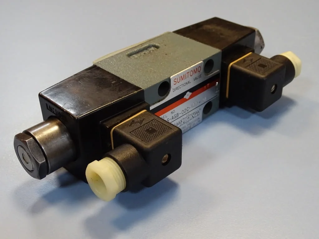 Хидравличен разпределител SUMITOMO SD4SGS-AGB-02C-100-11 directional valve 100V — снимка 7