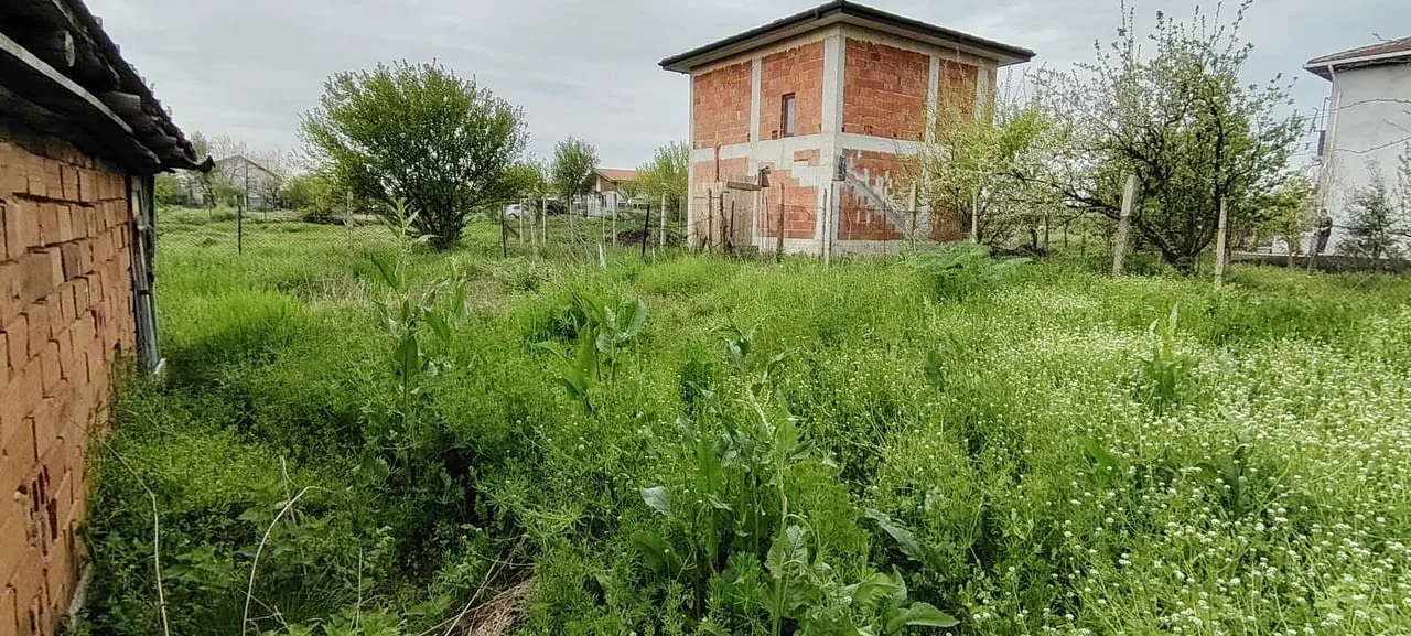 Парцел с вила в Южна индустриална зона, гр. Хасково — снимка 2