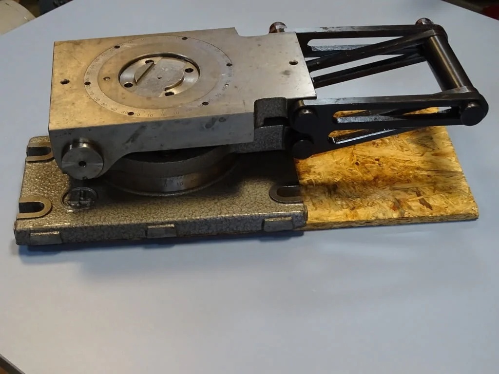 Синусна стойка за менгеме L-160mm за фреза Deckel — снимка 2
