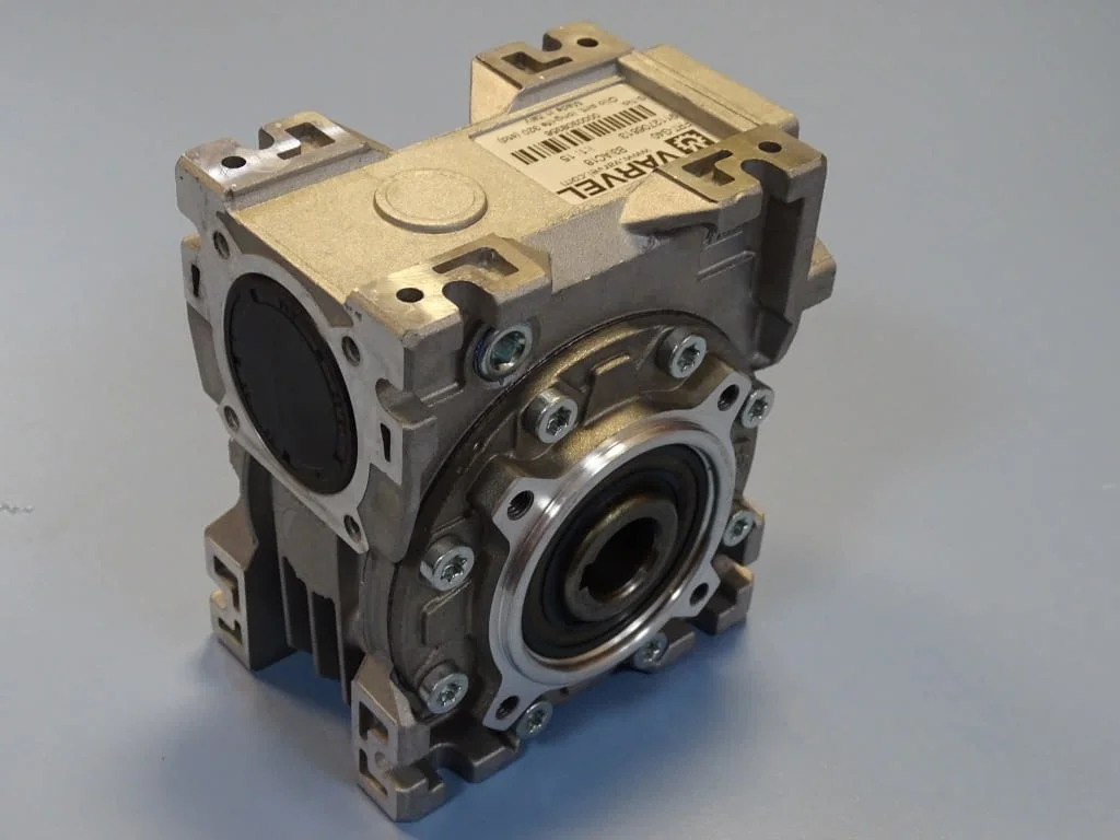 Червячен редуктор VARVEL FRT-G40 reducer worm gear box 1:15 — снимка 5