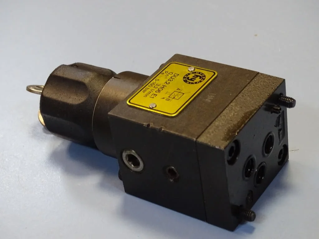 Хидравличен вентил за контрол на потока Ring-Hydraulik DU3.2HO6E1 flow control valve — снимка 6