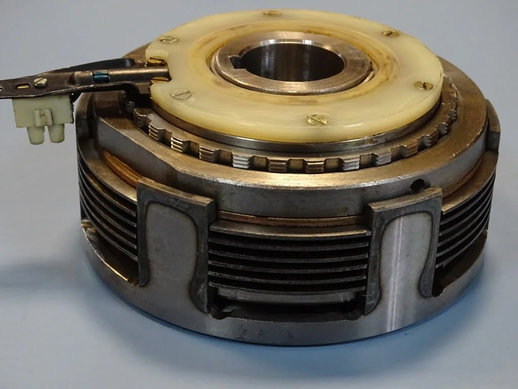 Съединител електромагнитен Binder Magnete 8401316C1 multi-plate electromagnetic clutch — снимка 3