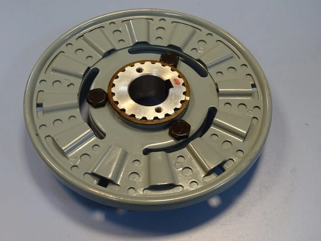 Електромагнитна спирачка Shinco Electric RF 825 Electromagnetic Brake 24V 25W — снимка 4