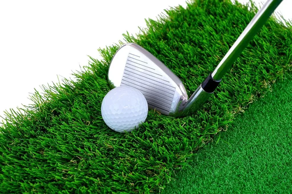 ME AND MY GOLF Постелка за голф с двойна трева, включва видеоклипове с инструкции за обучение, черна — снимка 5