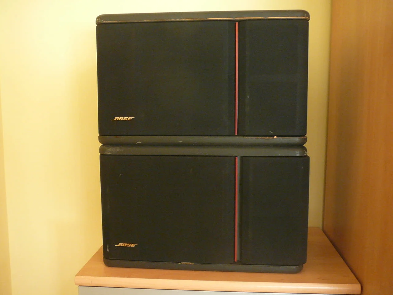Bose 305