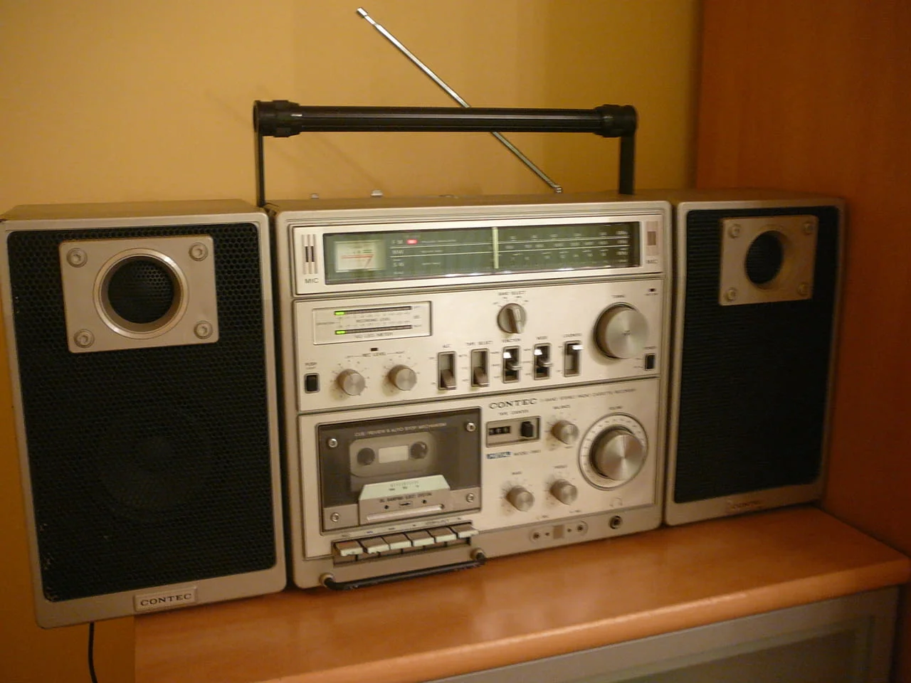 Contec 3883 — снимка 2