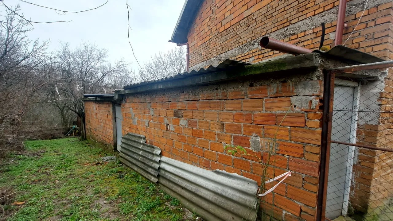 Парцел с вила в кв. Изгрев, гр. Хасково — снимка 4