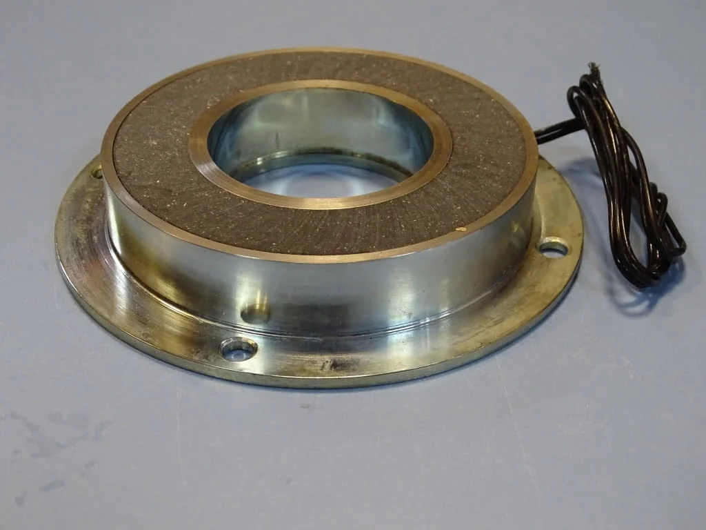 Електромагнитна спирачка Lenze Electromagnetic Brake 24VDC — снимка 2