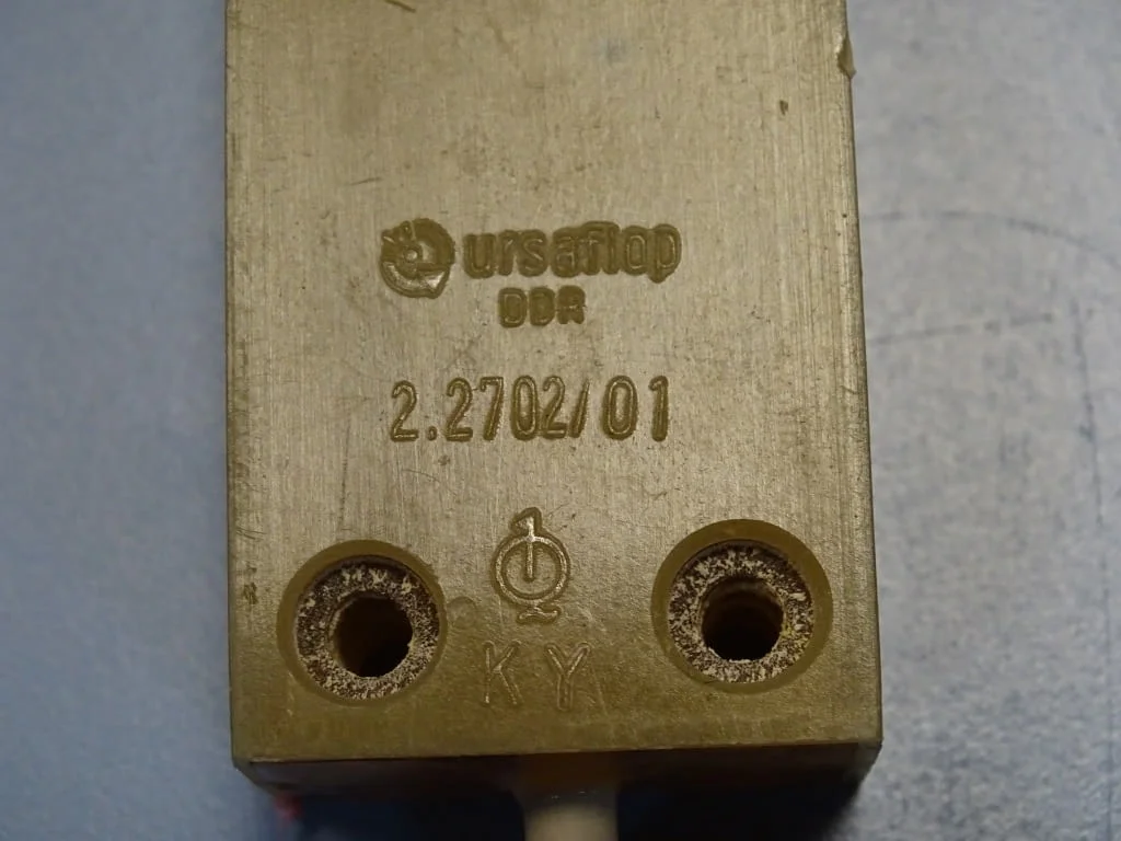 Индуктивен датчик DDR RFT Ursaflop 2.2702/01 proximity sensor slotted initiator — снимка 2