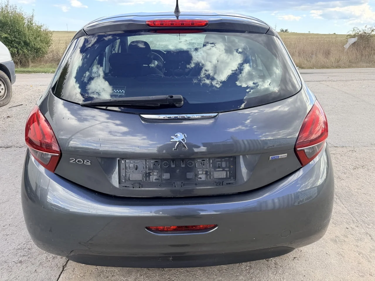 Peugeot 208 1.2 PureTech, двигател HMZ, HM01, 82 кс., 5 ск., 114000 км., 2017г., евро 6D, Пежо 208 1 — снимка 7