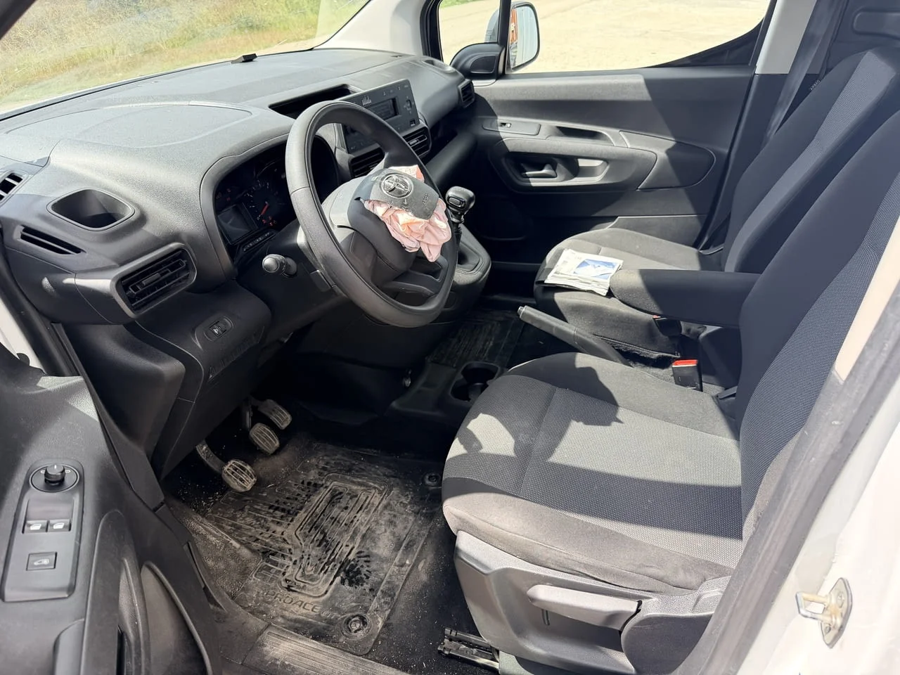 Toyota Proace City 1.5 D4D, двигател YHT DV5RCF, 102 кс., 6 ск., 81000 км., 2023 г., euro 6D, Тойота — снимка 8