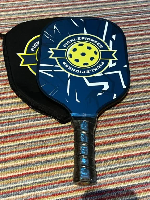 Ракета PicklePioneer Pickleball, полипропиленово ядро ​ пчелна пита, повърхност от въглеродни влакна — снимка 8