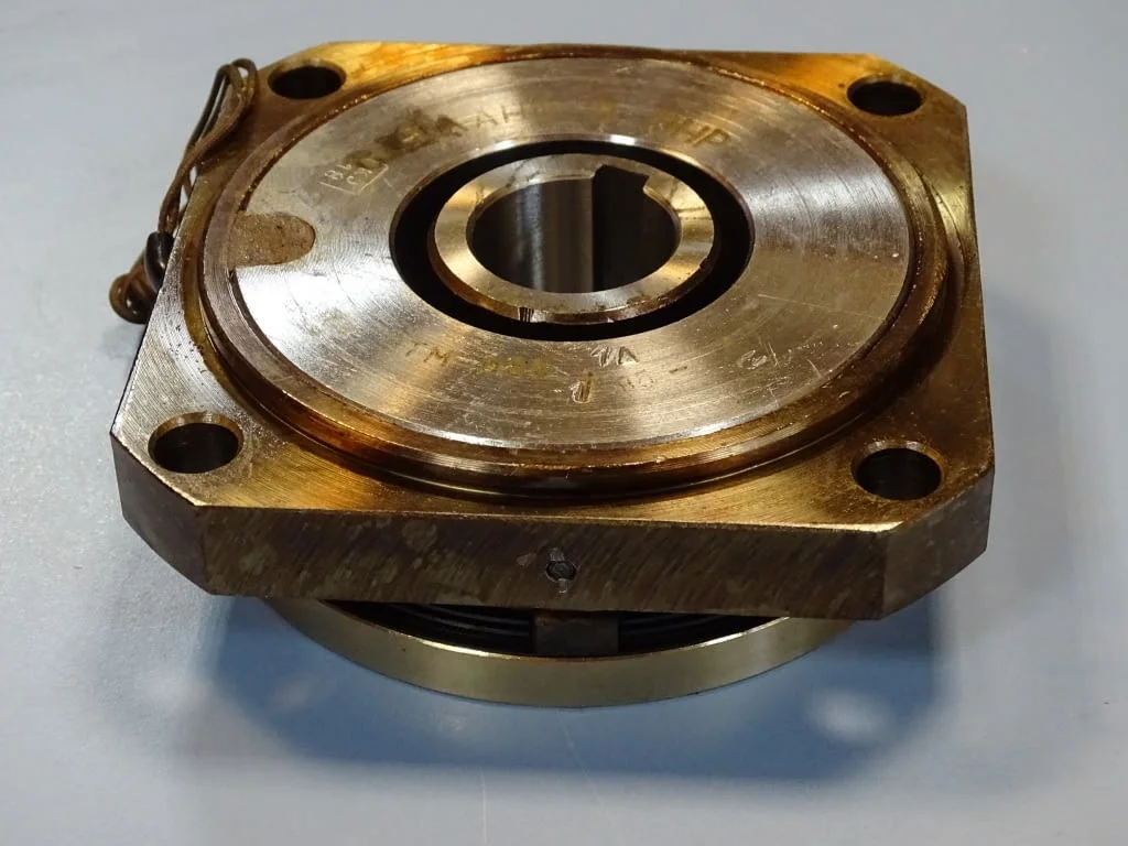 Съединител електромагнитен ETM-0.86 1А/1H (ЭТМ-0.86 1А/1H) electromagnetic multi-plate clutch 24VDC — снимка 4