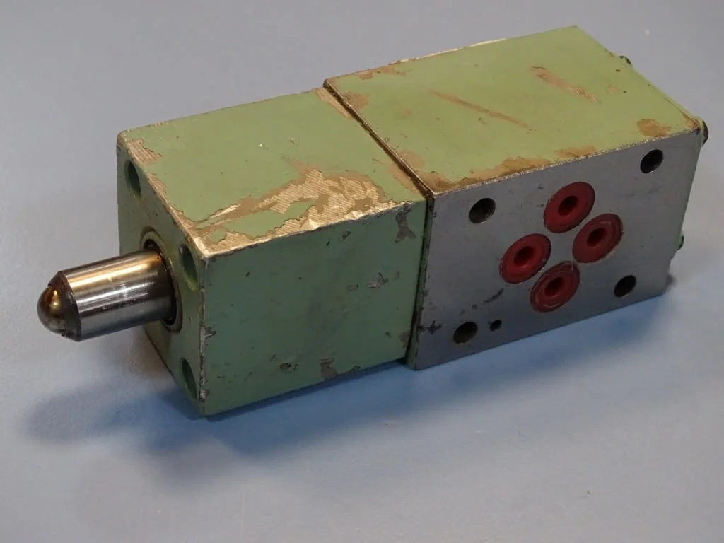 Хидравличен изключвател ВМР6574А30/УХЛ4 Hydraulic switch USSR 320Bar — снимка 6