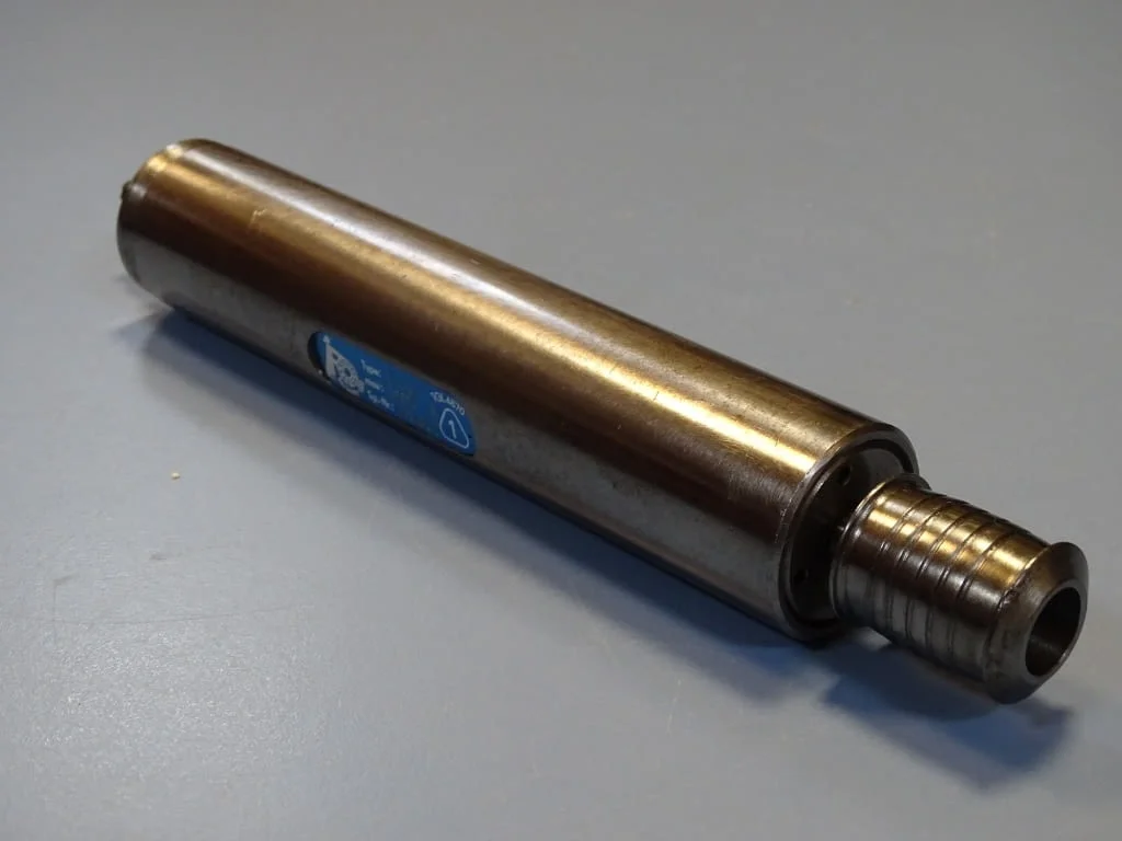 Шпиндел за шлайф Femina 3.4-3 ф40x200 TGLmin-1 — снимка 3