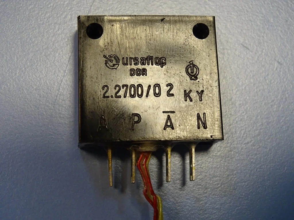 Индуктивен датчик DDR RFT Ursaflop 2.2700/02 KY proximity sensor — снимка 2
