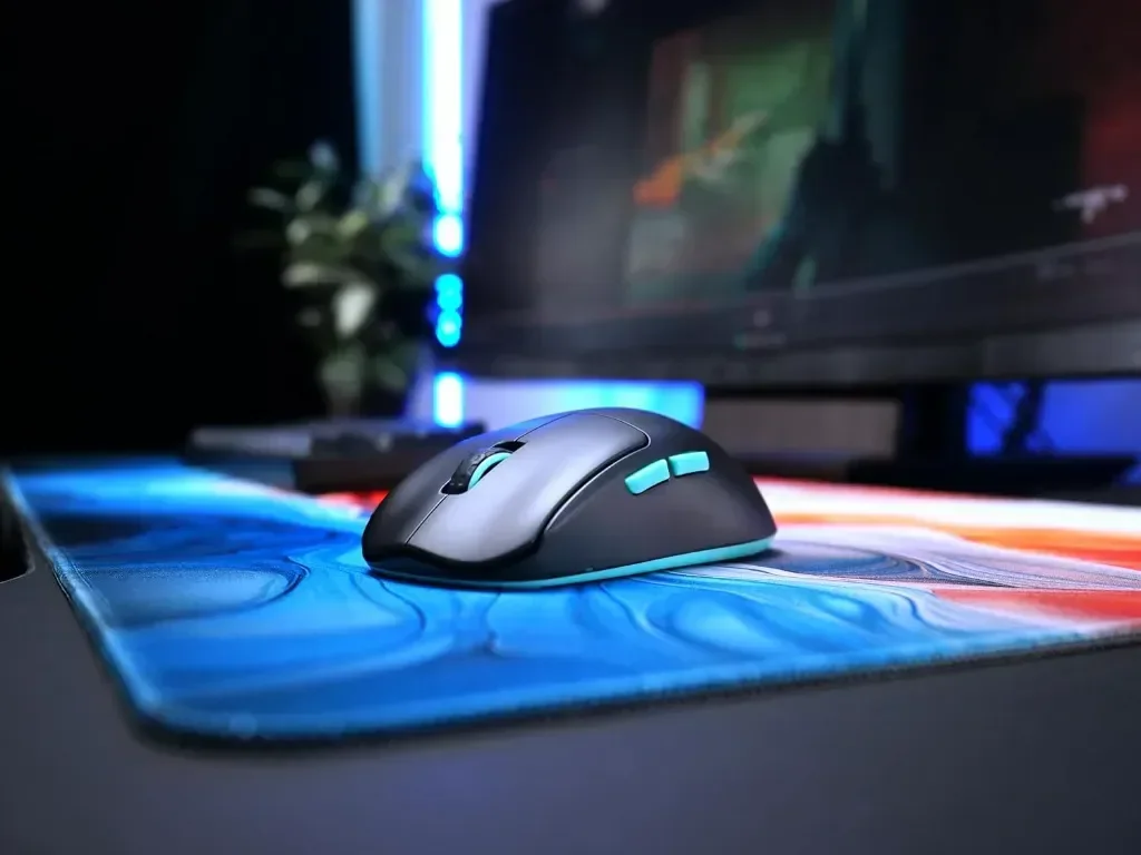 CHERRY XTRFY M68, ултра-лека безжична мишка за игри, 2,4 GHz RF, черна — снимка 2