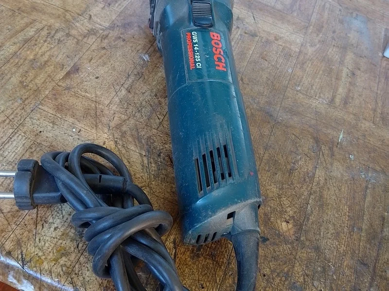 Ъглошлайф BOSCH малък