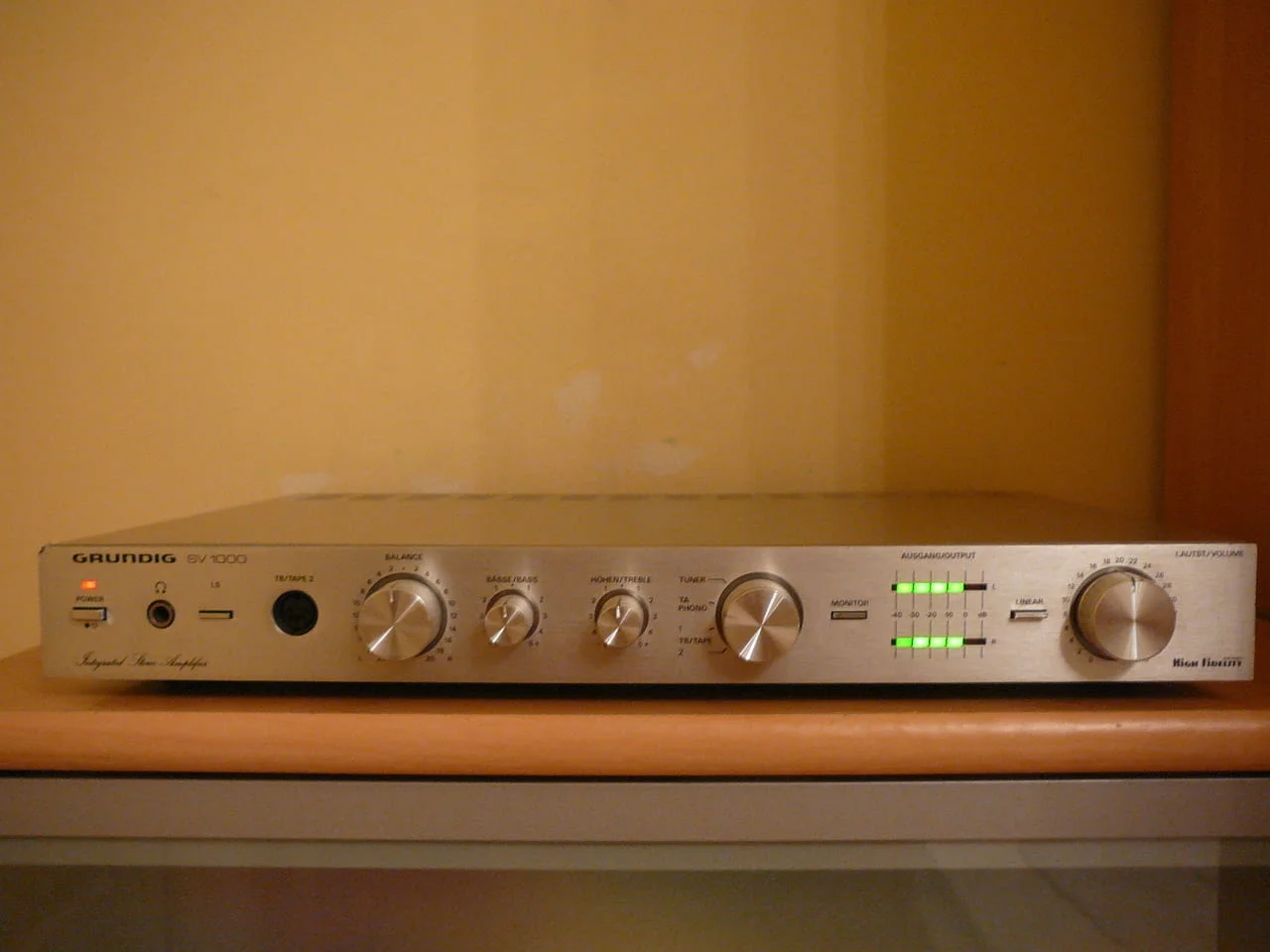 Grundig sv-1000 siv