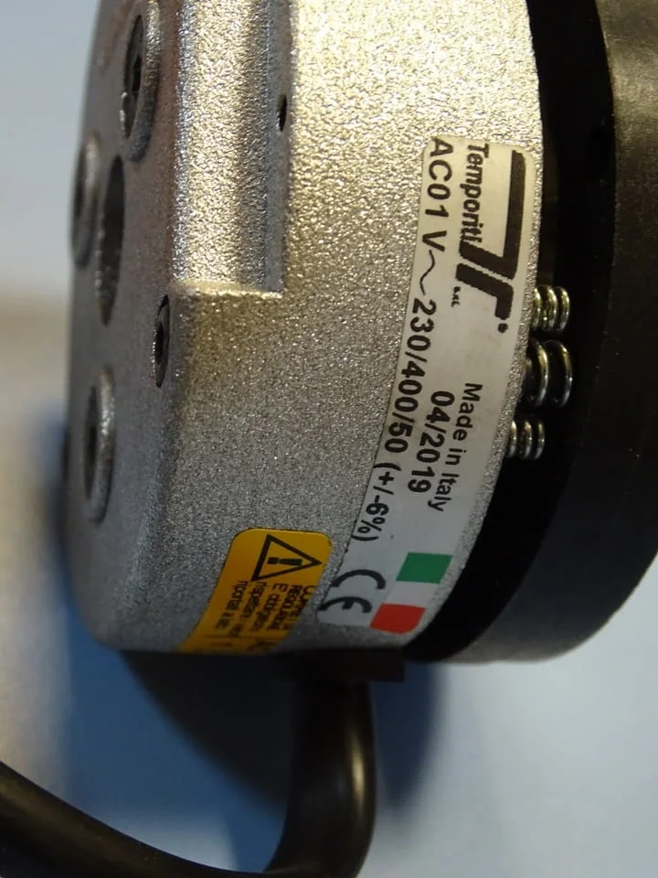 Електромагнитна спирачка Temporiti Brake AC01 230/400V 3Nm — снимка 4