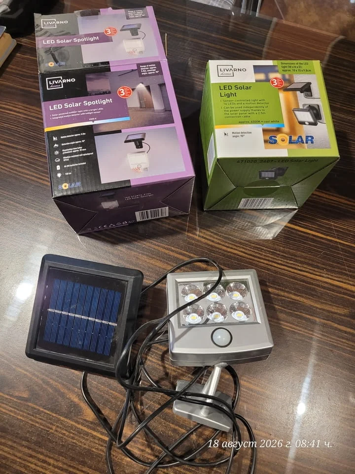 Соларни LED прожектори със сензор за движение (LED Solar Spotlight) — снимка 3