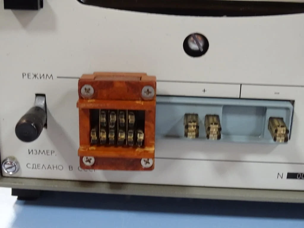 Стенд за проверка на маломощни транзистори и диоди USSR Л2-54 — снимка 3