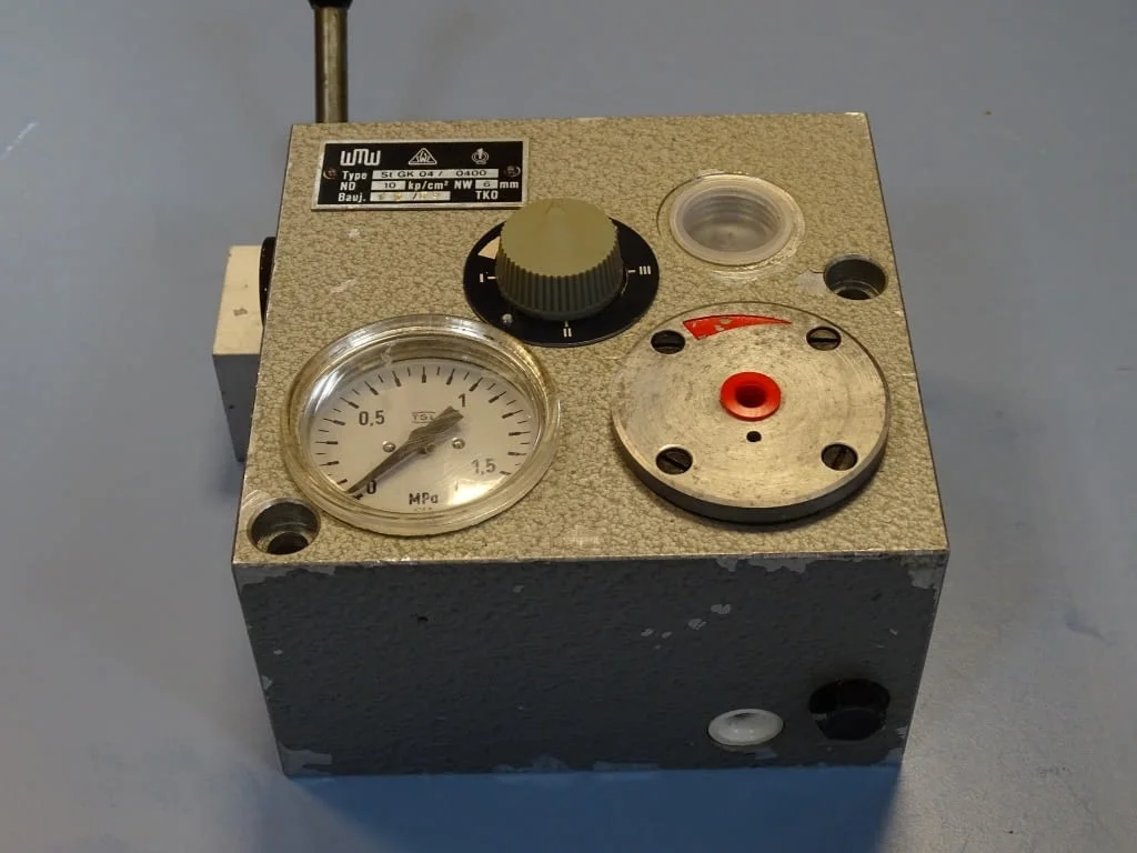Пневматичен блок wmw DDR StGK04/0400 Pneumatic Valve NW-6mm Orsta TGL20705 — снимка 10