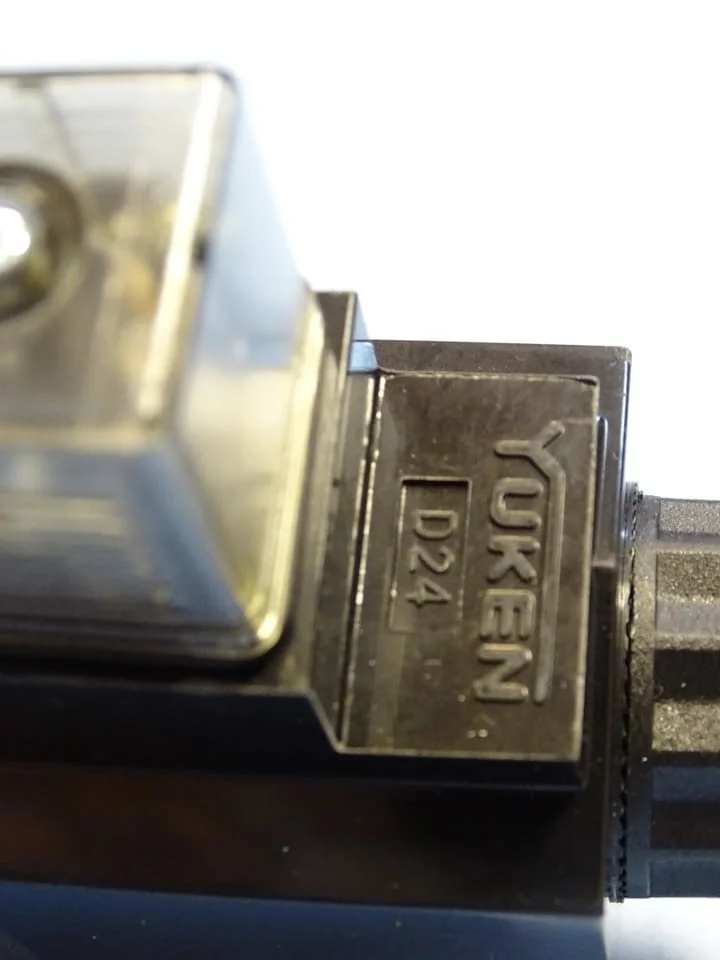 Хидравличен разпределител YUKEN DSG-01-3C4-D24-N1-50 directional valve — снимка 5