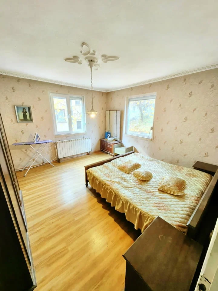Продавам къща в гр. Перник кв. Ралица — снимка 4