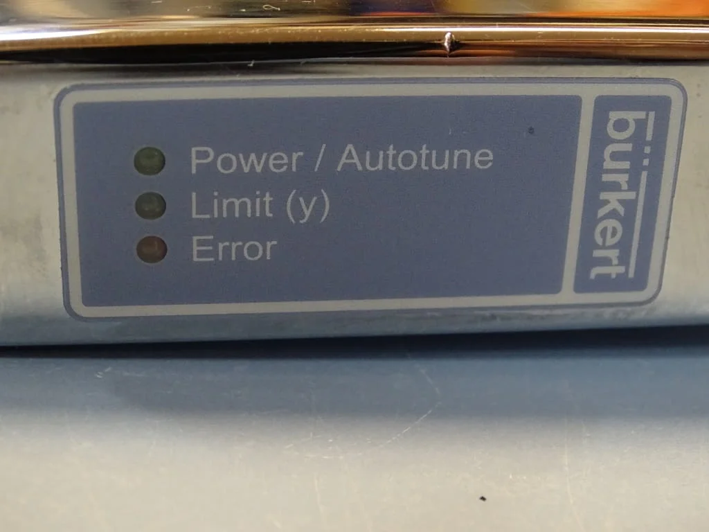 Датчик за контрол Burkert 8711 MFC Argon Mass Flow Meter Controller 24VDC — снимка 2