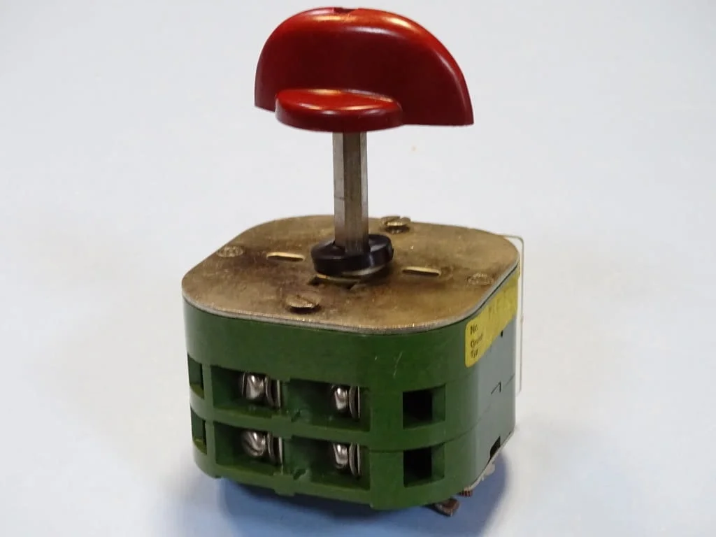 Пакетен превключвател Telemecanique 25/40A 500V rotari switch — снимка 7