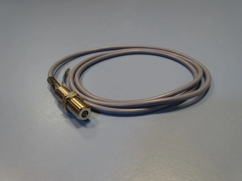 Микроизключвател Baumer Electric MY-COM typ G 75N80 precision switch — снимка 4