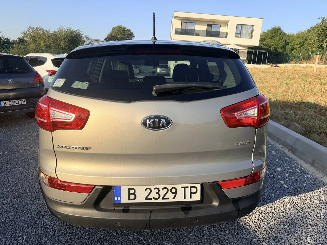 Kia Spotage 2.0 CRDI 4x4 автоматик 136 кс., 231000 км, панорама, 2011г., евро 5, обслужена, поддържа — снимка 9
