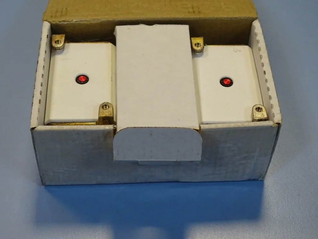 Предпазител Ferraz Shawmut Protistor E301281 Fuses 6.9GRB70TTF0080 80A 690VAC — снимка 7