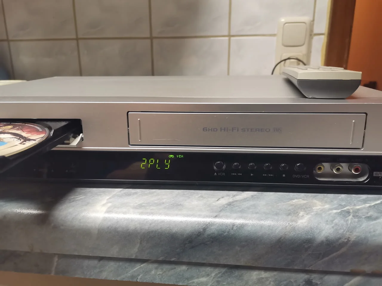 LG V-280 DVD Player Videorecorder — снимка 4