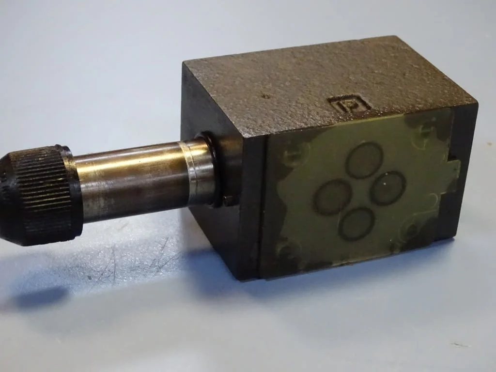 Хидравличен разпределител Parker D-1V-W-20-B-TT-53 EC directional control valve 315Bar — снимка 6