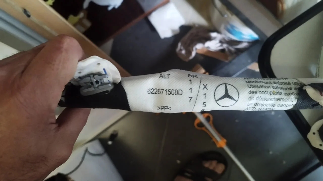 Mercedes GLA класа - оригинален еърбег тип „завеса“ (Curtain Airbag) — снимка 8