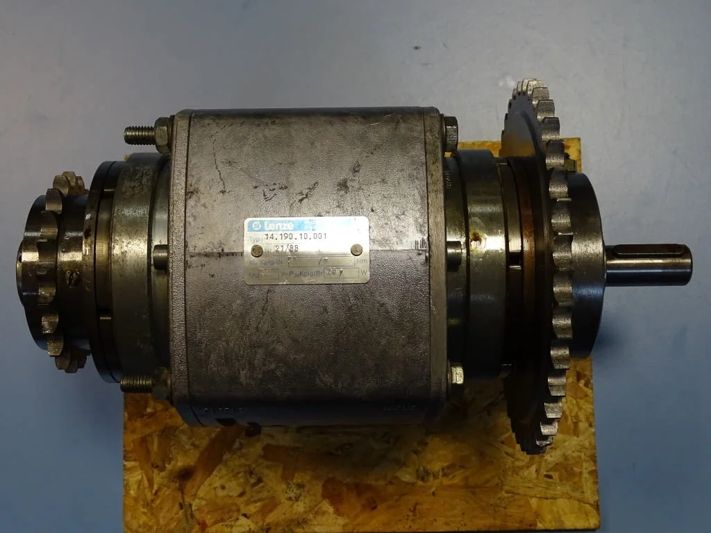 Съединител-спирачка електромагнитна Lenze simplabloc clutch brake 24V 50Nm — снимка 8