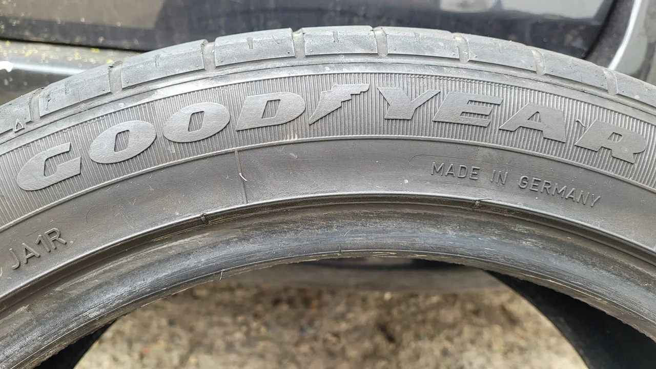 Гума 1 бр. Goodyear – 245 x 45 x 19 – Run Flat — снимка 4