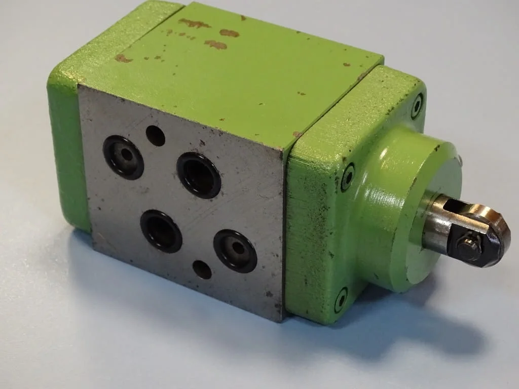 Хидравличен разпределител Hydraulik Ring SRF2-10-3 plunger operated hydraulic valve — снимка 7