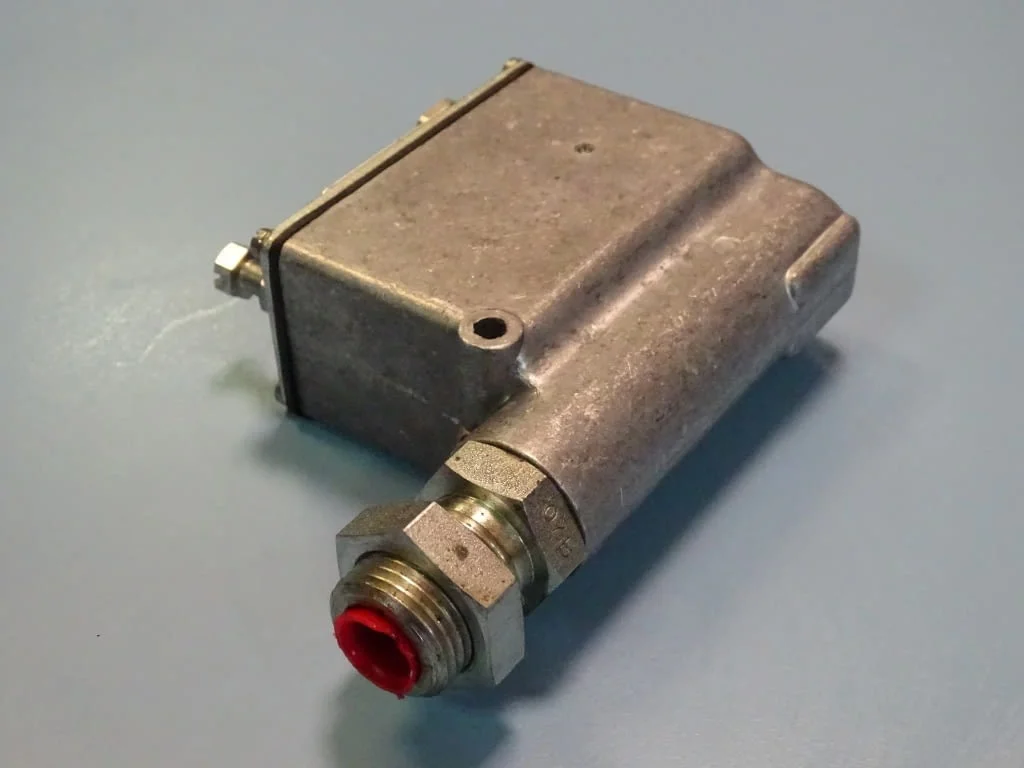 Пресостат хидравличен HAWE DG2M hydraulic pressure switch — снимка 4