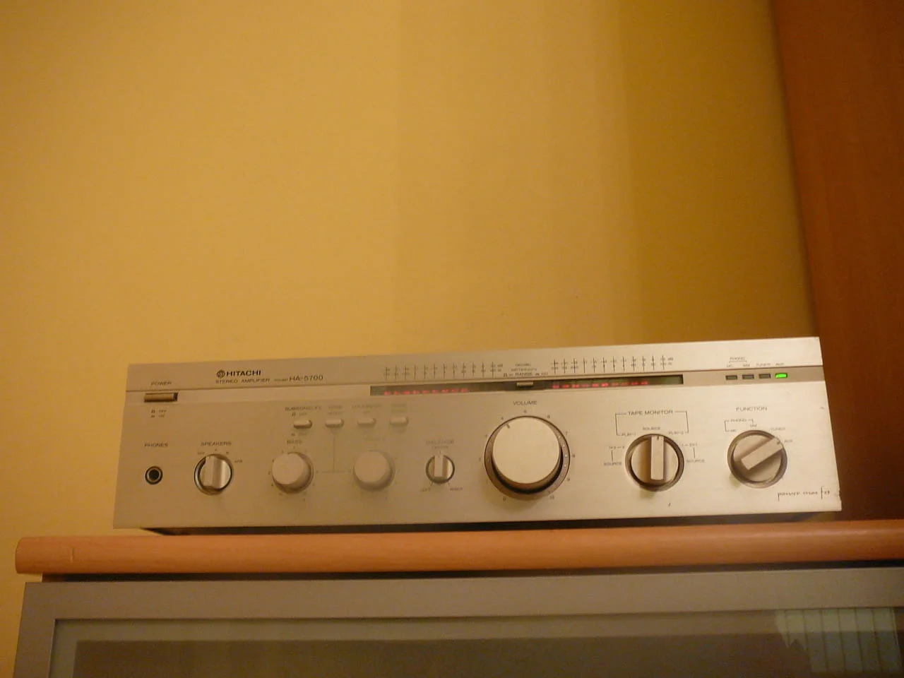 Hitachi ha-5700 — снимка 5
