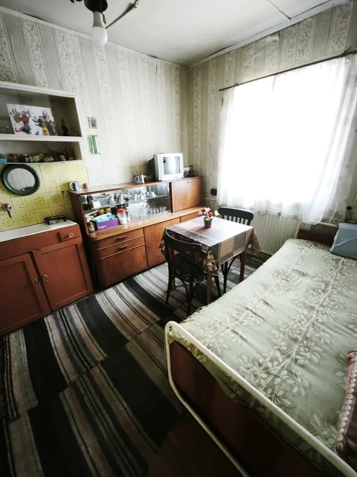 Продавам едноетажна къща в гр. Перник кв. Могиличе — снимка 3