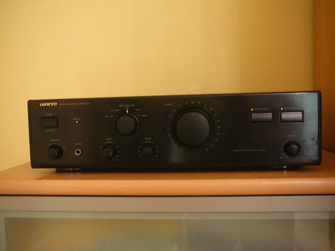 Onkyo a-8820